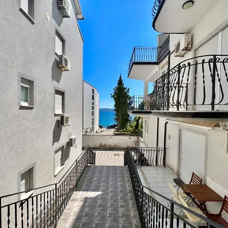 Апартаменты Apartman Salty Kisses *
